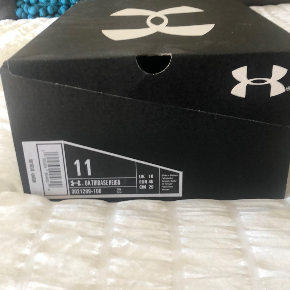 Brand new!!  Under Armor Men's Athletic Shoes.